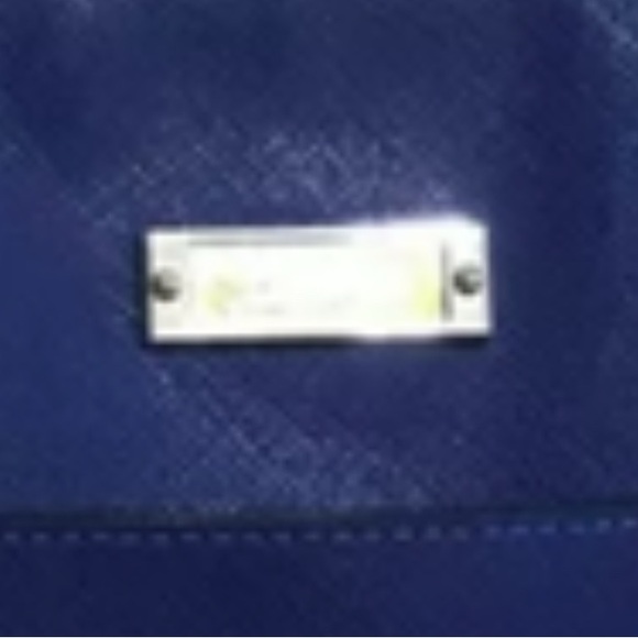 Lady’s Blue Tumi Bag, New with defect - Picture 9 of 9